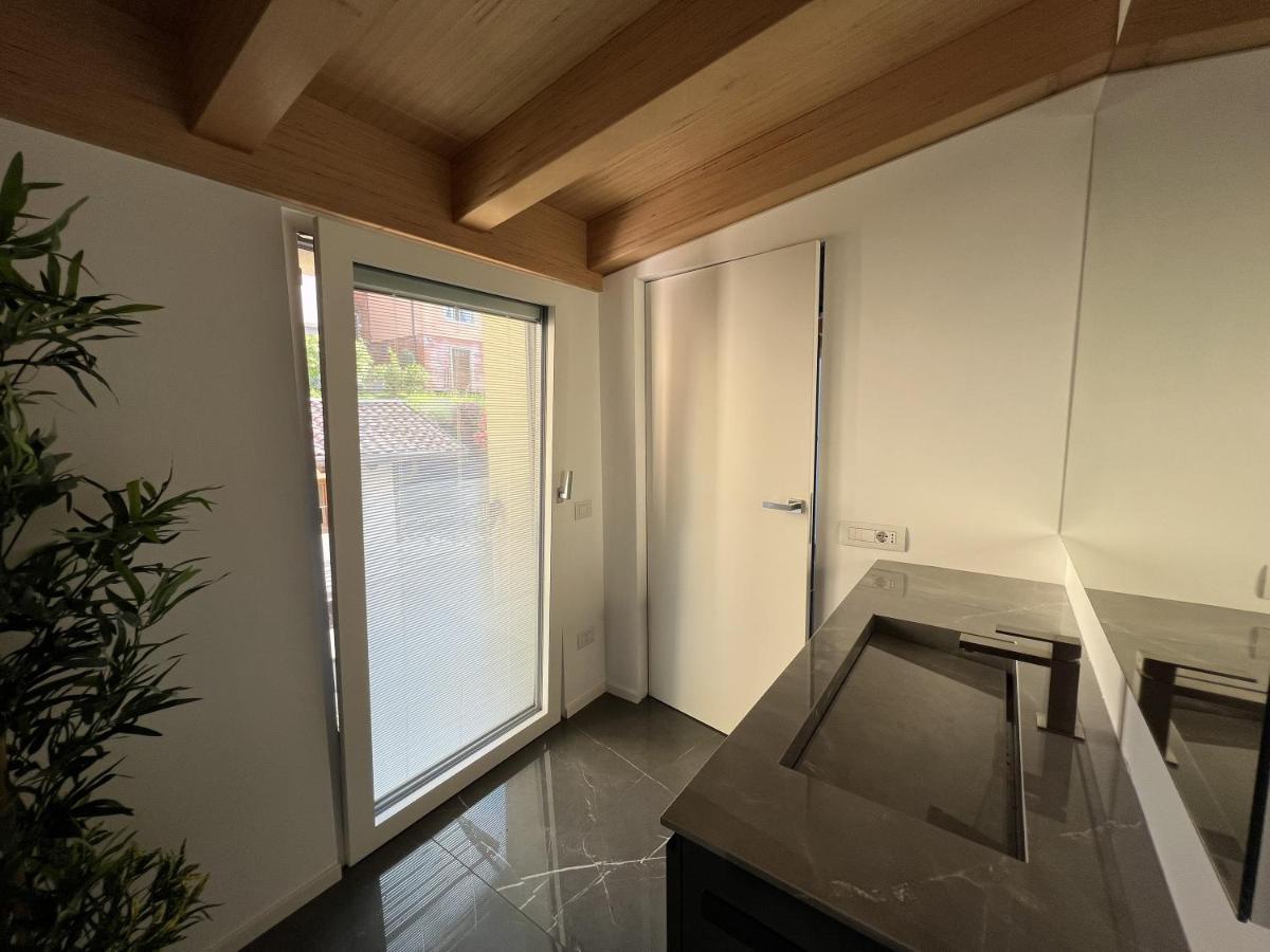 Luxury Lakefront Penthouse Lezzeno Dış mekan fotoğraf
